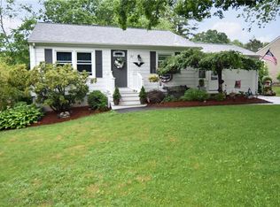 27 Broadview Ave, Cumberland, RI 02864