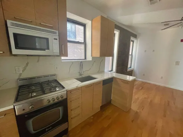 163 Baldwin Avenue image 12 of 24