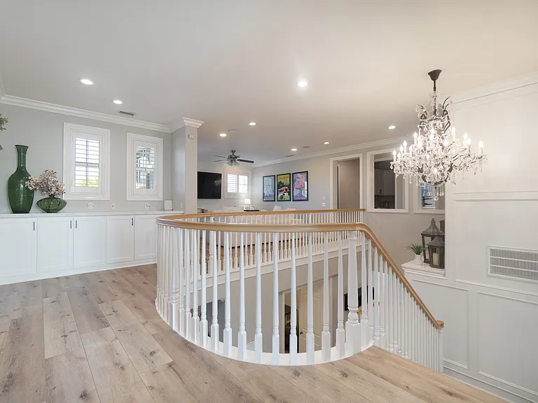 Hacienda Dr — Photo 36