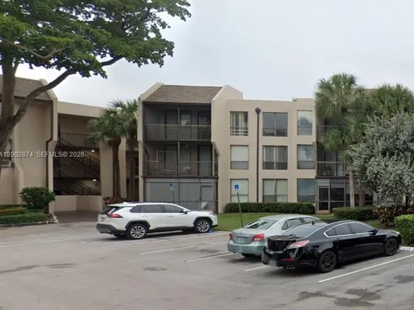 6301 N University Dr APT 202, Tamarac, FL 33321