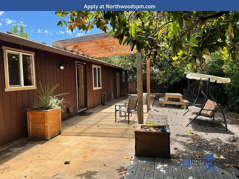 2213 Greenbrook Dr — Photo 19