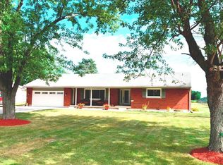 1112 W Bluelick Rd, Lima, OH 45801