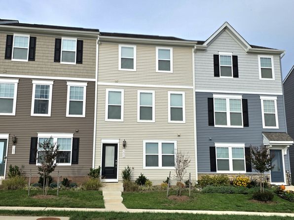 351 Presidents Pointe Ave