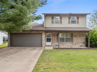 610 Country Meadow Ln, Shiloh, IL 62221