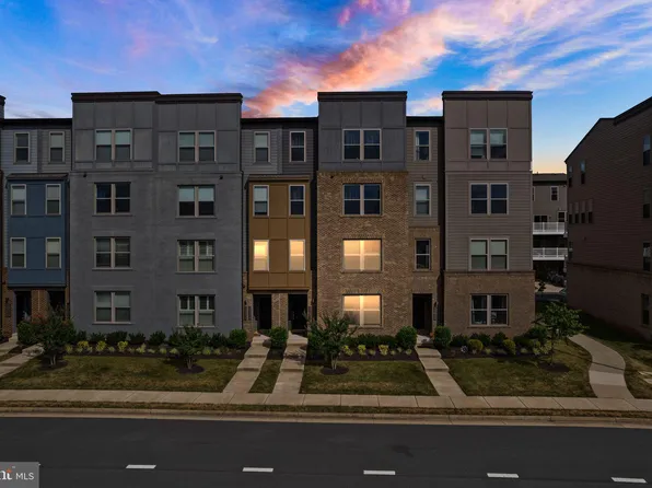 10420 Ratcliffe Trl, Manassas, VA 20110