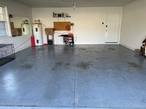 110 Arcadia Dr, Dothan, AL 36305