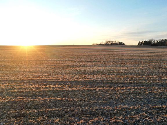 3rd image of Cameo Rd