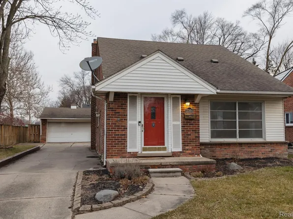 13364 Balfour Ave, Huntington Woods, MI 48070
