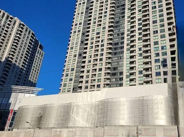 8 Hillcrest Ave, Toronto, ON