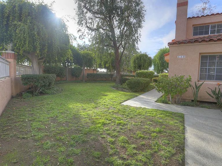 3101 Plaza Del Amo #63 — Photo 24