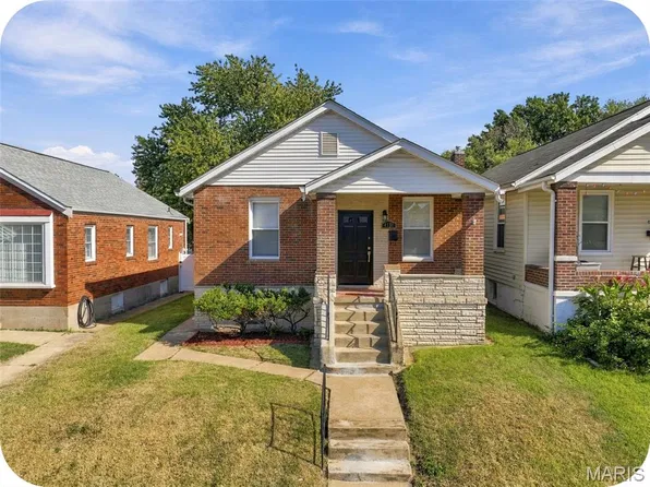 4151 Quincy St, Saint Louis, MO 63116