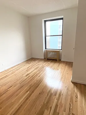 Rented by Bold New York | media 15