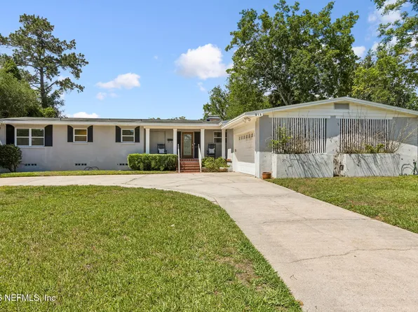 915 OLD GROVE Manor, Jacksonville, FL 32207
