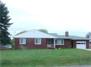 18 Fosterville Rd, Greensburg, PA 15601