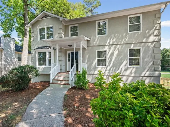 4341 Becks Park Ln, Winston Salem, NC 27106