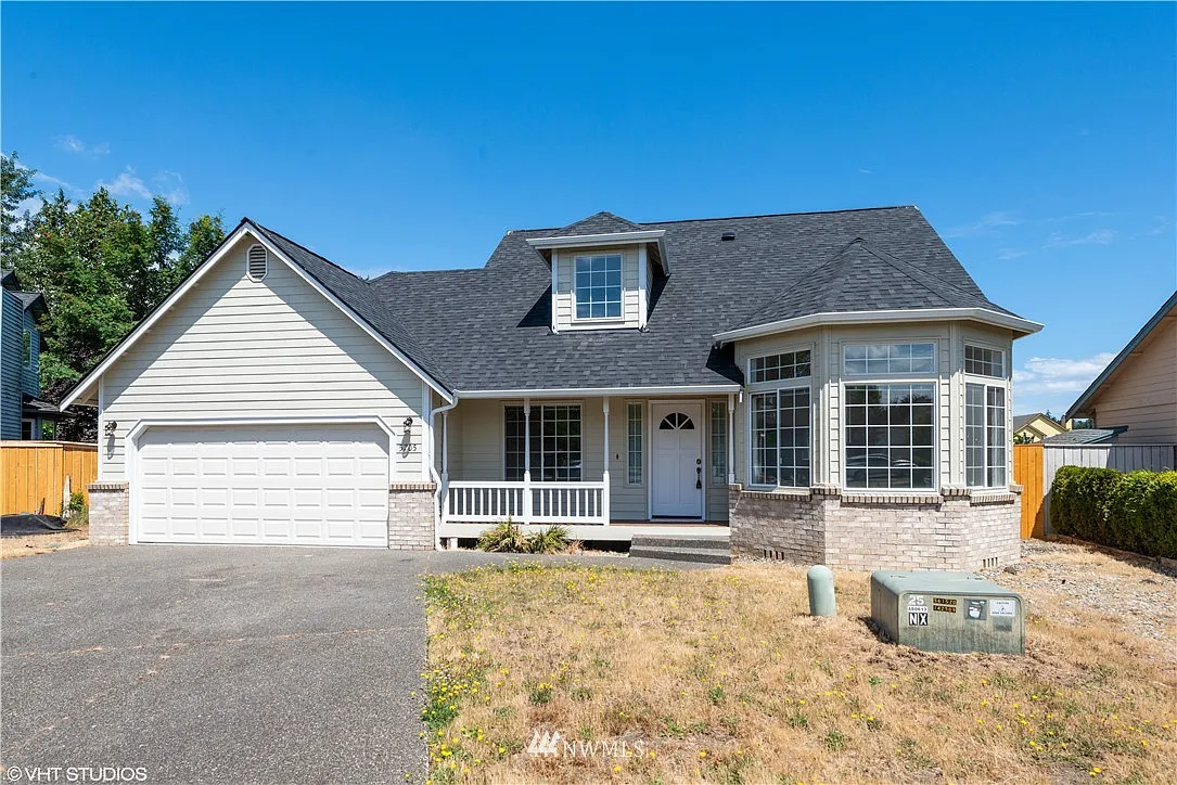 5705 Opal Court SE photo 1