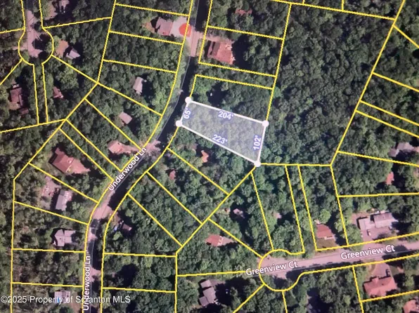 68 Underwood Ln, Lake Ariel, PA 18436