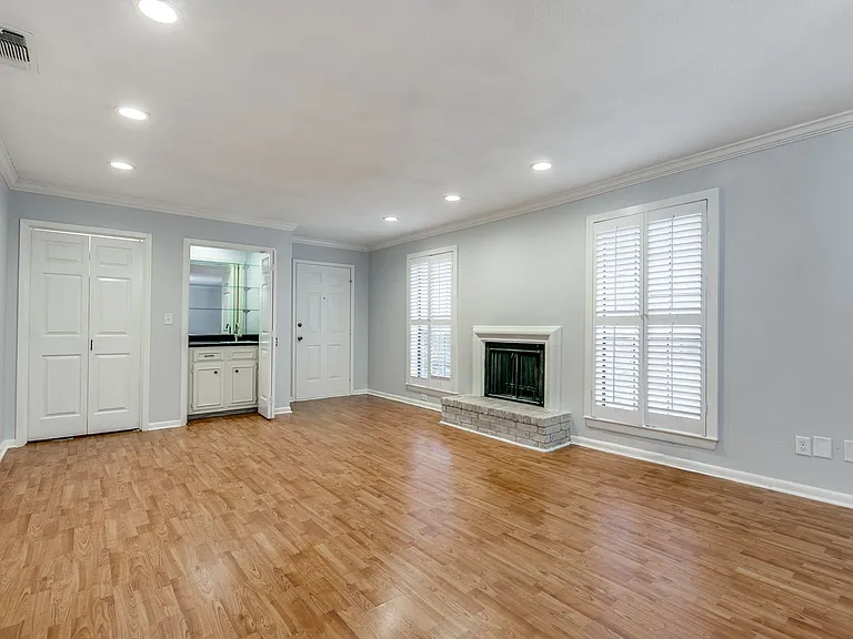2611 Eisenhauer Rd #903 — Photo 4