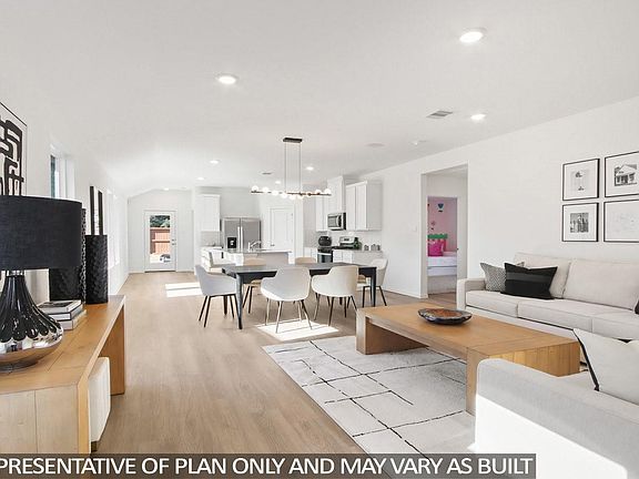 5th image of 256 Elm Spring Dr