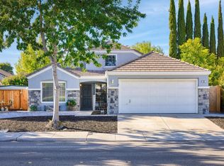 1635 Parkside Dr, Tracy, CA 95376