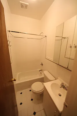 Rented by JR Properties, LTD | media 32