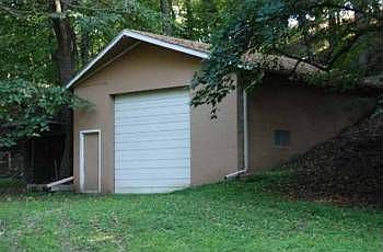 3rd image of 1501 Chaput Dr