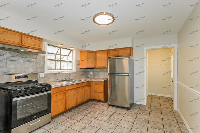 1600 Kay Dr — Photo 5