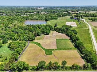 8 Benne Rd, Defiance, MO 63341