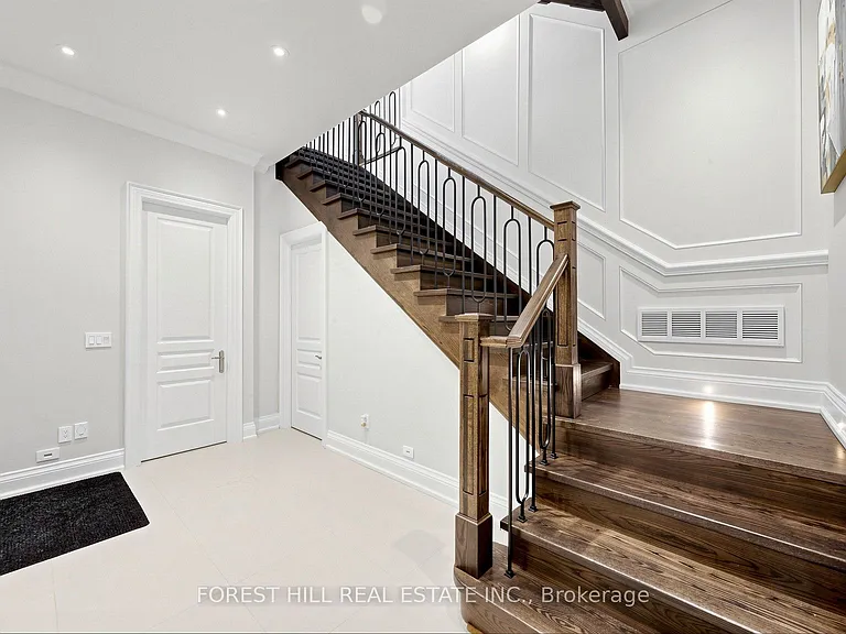 328 Byng Ave — Photo 39