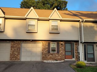 62 Butternut Ln #62, Rocky Hill, CT 06067
