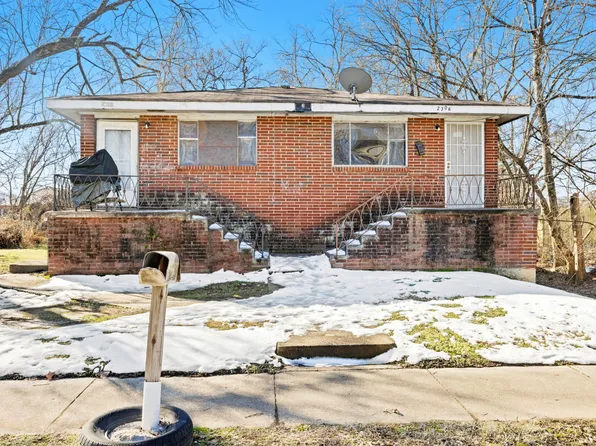 2306 E 14th St, Chattanooga, TN 37404
