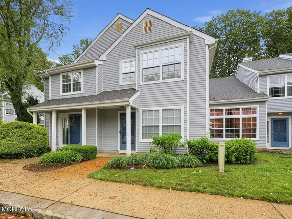 407 Hampton Court, Manalapan, NJ 07726