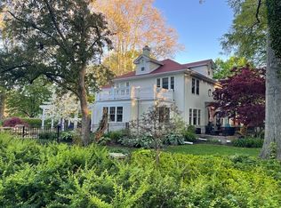 1104 W University Ave, Champaign, IL