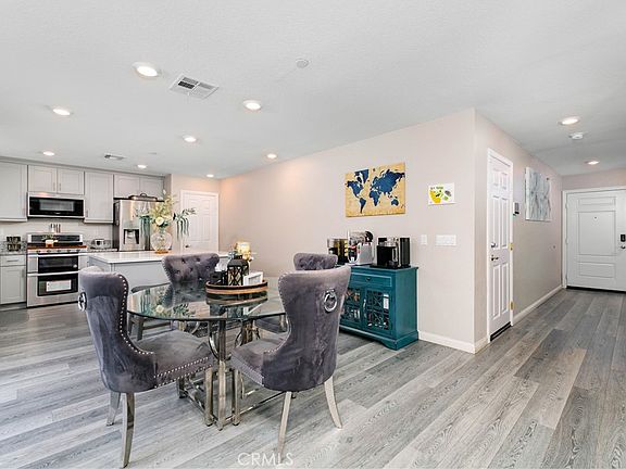 2nd image of 3682 Loheria St