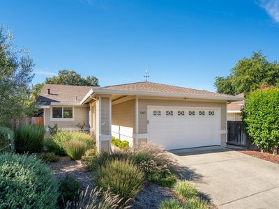 287 Hummingbird Court, Healdsburg, CA, 95448