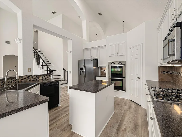 23218 Colony Green Dr — Photo 15
