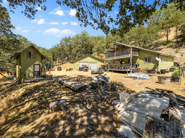 4580 County Line Creek Rd, Bridgeville, CA 95526