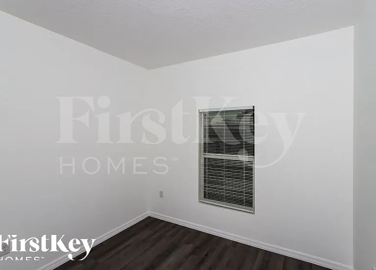 1298 Ginza Rd NW — Photo 10
