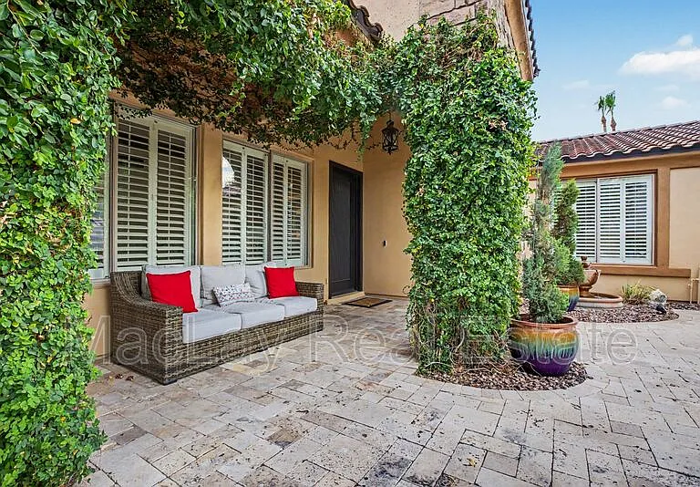 1783 W Mead Pl — Photo 7