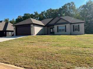 355 Mayberry Dr, Cabot, AR 72023