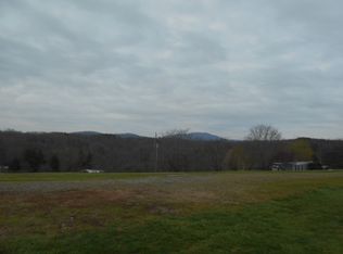 106 Bowles St, Goodview, VA 24095