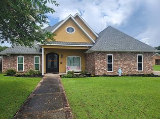 1207 Middle Rd, Morgan City, LA 70380