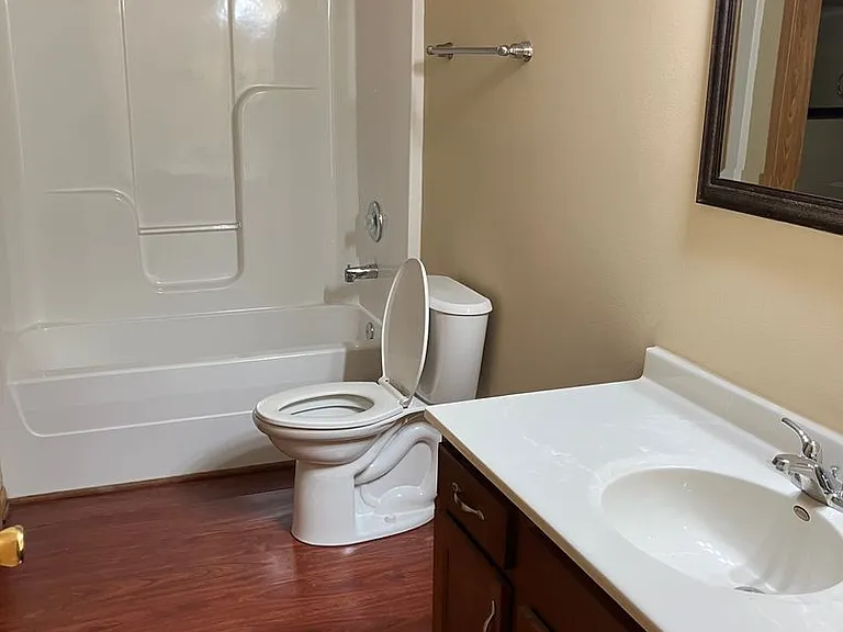 1046 Laurel Tree Ct #B — Photo 20