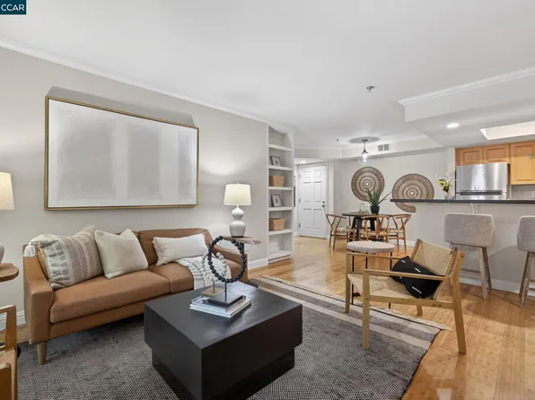 2560 Oak Rd APT 120, Walnut Creek, CA 94597