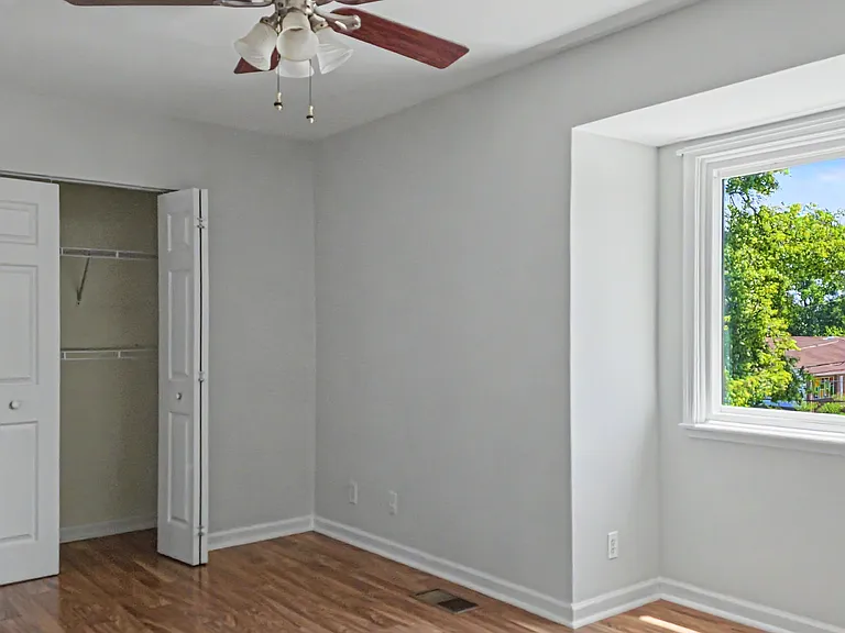 2736 Glengyle Dr #3 — Photo 11