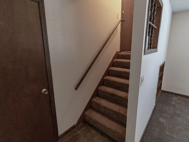 420 N East Park Ln — Photo 14