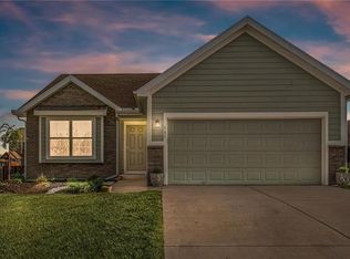 543 E Apache St, Gardner, KS 66030