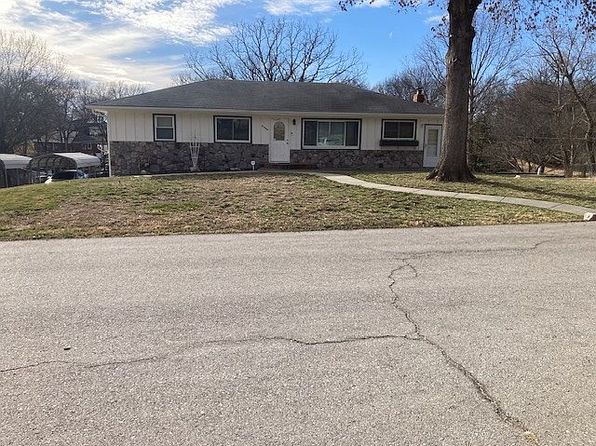 2800 S Cedar Crest Ter