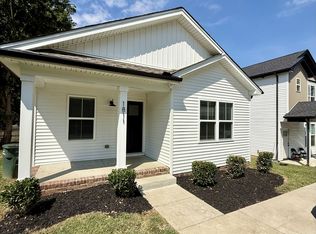 1811 Woodland St, Springfield, TN 37172