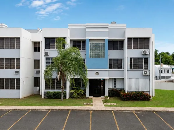 7 B 1 Chalets Del Parque #7B1, Guaynabo, PR 00969
